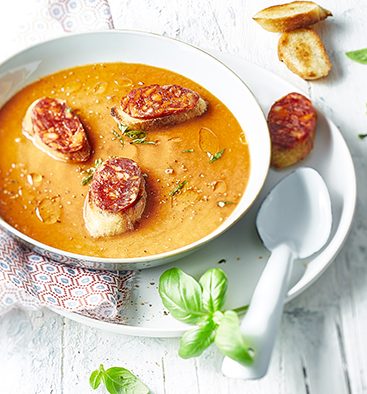 Velouté de tomate et crostini au chorizo